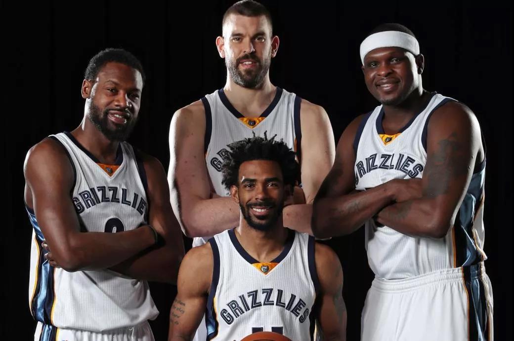 极限拉扯中 极限拉扯中