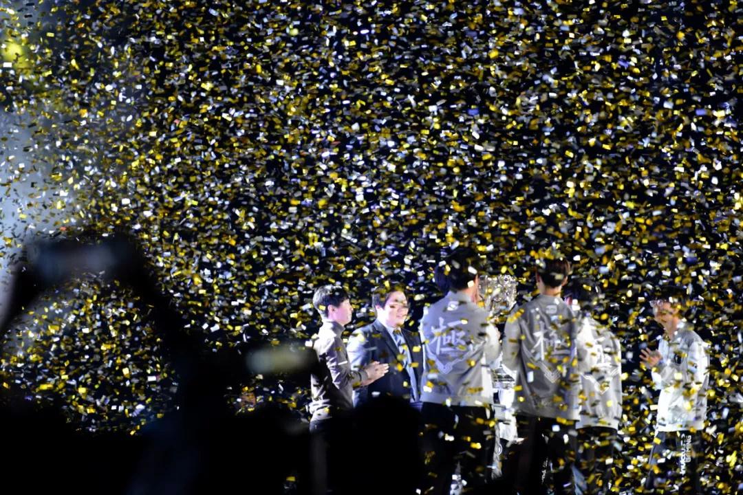 赢得首杀 赢得首杀